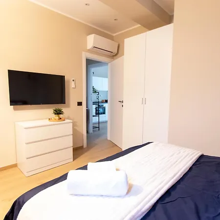 Apartman Ihost Luxury-free Parking- Plana 2 *